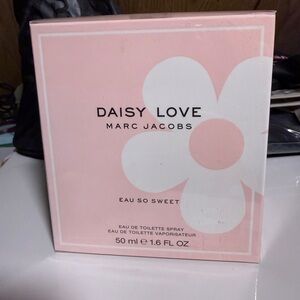 Marc Jacobs Daisy Love Eau So Sweet